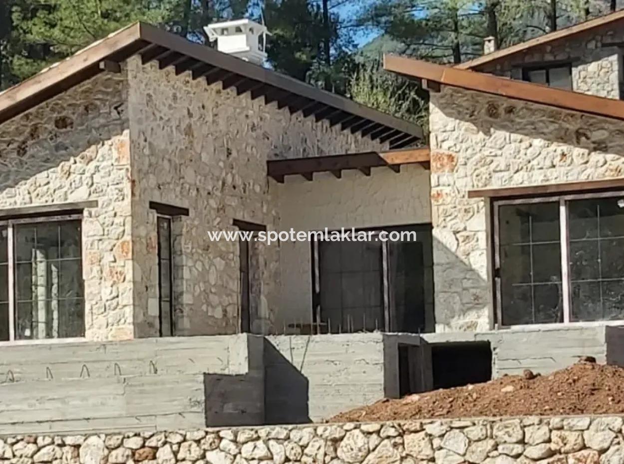 Null Freistehendes Steinhaus Zum Verkauf In Fethiye Grapes Redbelde