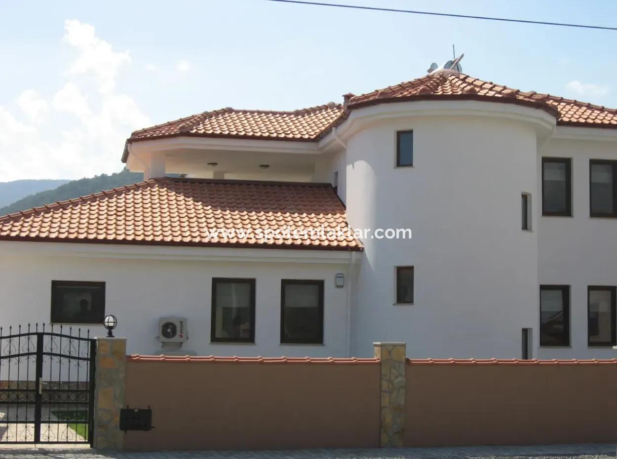 2.836 M², 15/30 Zonierte Grundstücksvilla, Geeignet Für Massenwohnungen Und Hotelbau In Dalyan, Muğla