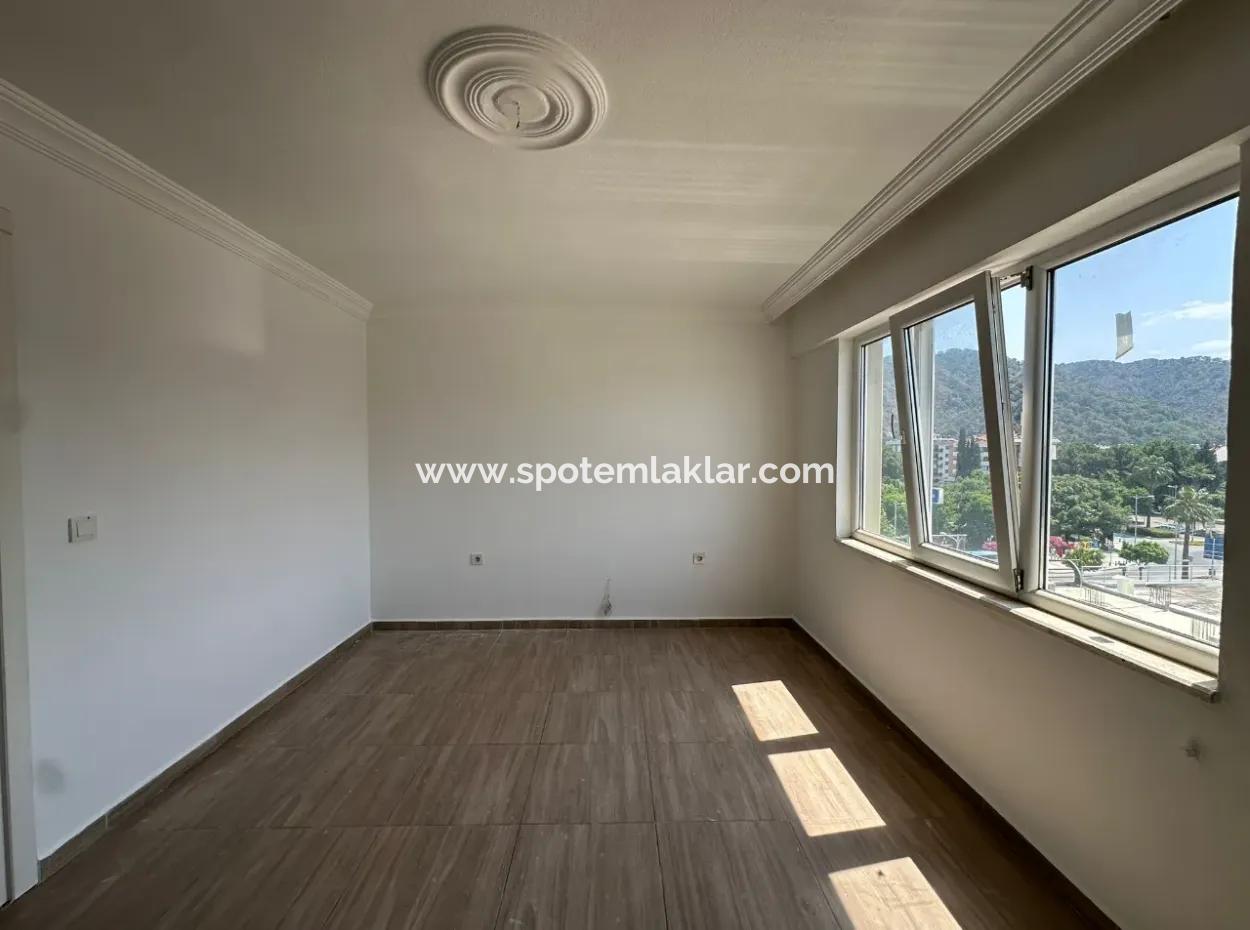 Zentrale Lage 2 1 Wohnung Zu Verkaufen