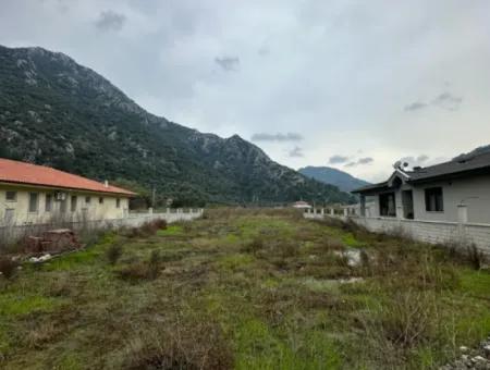 1000 M2 Freistehendes Grundstück Mit Zonierung Zum Verkauf In Ortaca Mergenli