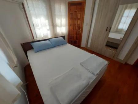Auf Einem 1.000 M2 Großen Grundstück In Muğla Okçular, 200 M2, 4 1 Möblierte Maisonette Zu Vermieten