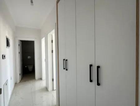 Zu Verkaufen 2 In 1 Wohnung Ohne Fußbodenheizung Schwimmbad Im Zentrum