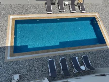 Zu Verkaufen 2 In 1 Wohnung Ohne Fußbodenheizung Schwimmbad Im Zentrum