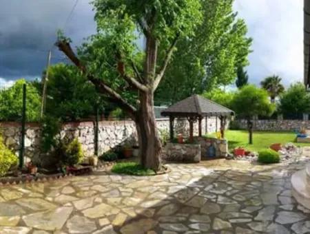 3 In 1 Maisonette-Villa Mit Pool Auf 780 M2 Grundstück Im Dalaman Zentrum