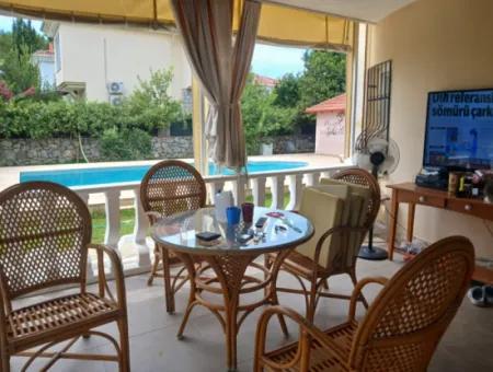 3 In 1 Maisonette-Villa Mit Pool Auf 780 M2 Grundstück Im Dalaman Zentrum