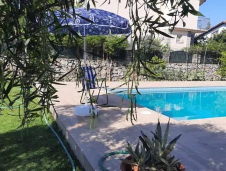 3 In 1 Maisonette-Villa Mit Pool Auf 780 M2 Grundstück Im Dalaman Zentrum