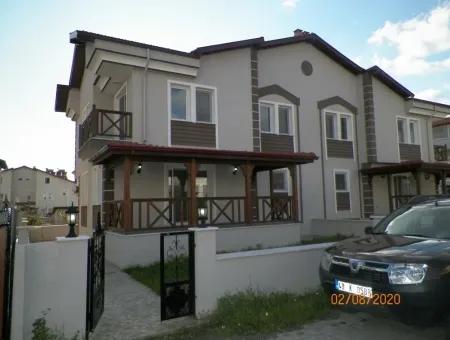 Luxus-Duplex Zum Verkauf In Köyceğiz Null