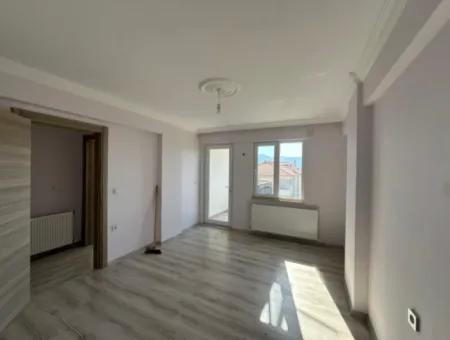 3 1St - 2Nd Floor Apartment For Rent In Ortaca Cumhuriyet