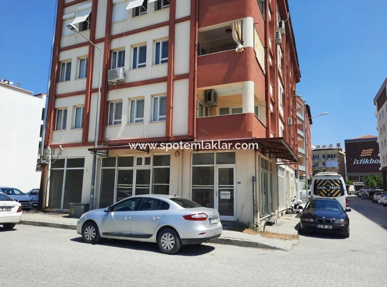 Ortaca Merkezde 240 M2 İşyeri Kiralık