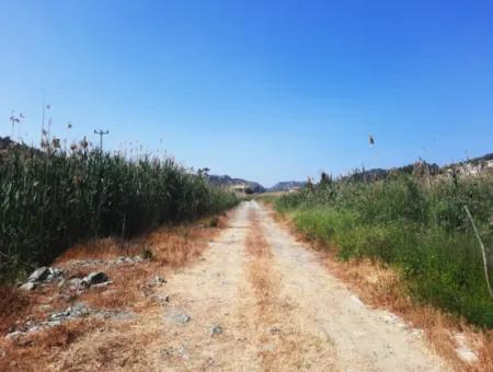 Muğla Ortaca Sarıgerme’de 14.300 M² Kiralık Arazi – Turizm Ve Ticari Yatırıma Uygun