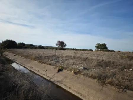 Çanakkale Bayramiç Çavuşköyde 886 M2 Müstakil Tapulu Hobi Bahçesi Satılık