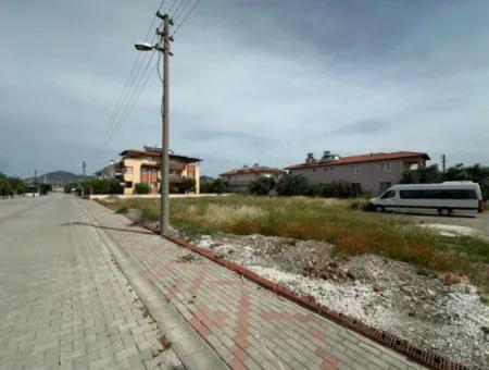 Ortaca Cumhuriyet De 449 M2 +414 M2 % 30 3 Kat 2 Parsel Arsa Satılık