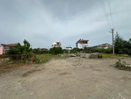 Ortaca Cumhuriyetde 1122 M2 Sosyal Kültürel Alan Arsası Satılık