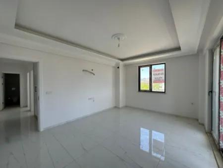 Merkez De 2+1 Sıfır Yerden Isıtmalı Yüzme Havuzlu Daire Satılık